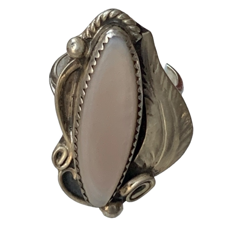 Vintage Navajo CT Signed Mother of Pearl MOP Southwestern Sterling Silver Ring